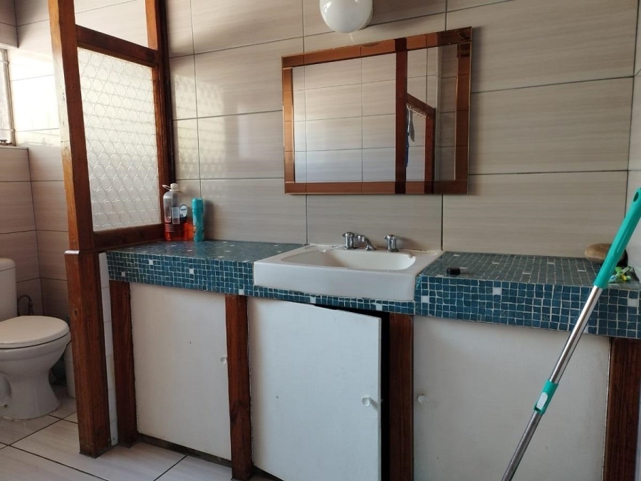 5 Bedroom Property for Sale in Sasolburg Free State